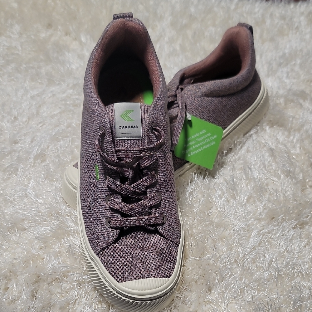 Cariuma Mauve Knit Low-Top Sneakers